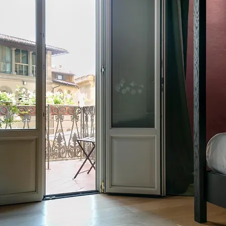 Tornabuoni Place Konukevi
