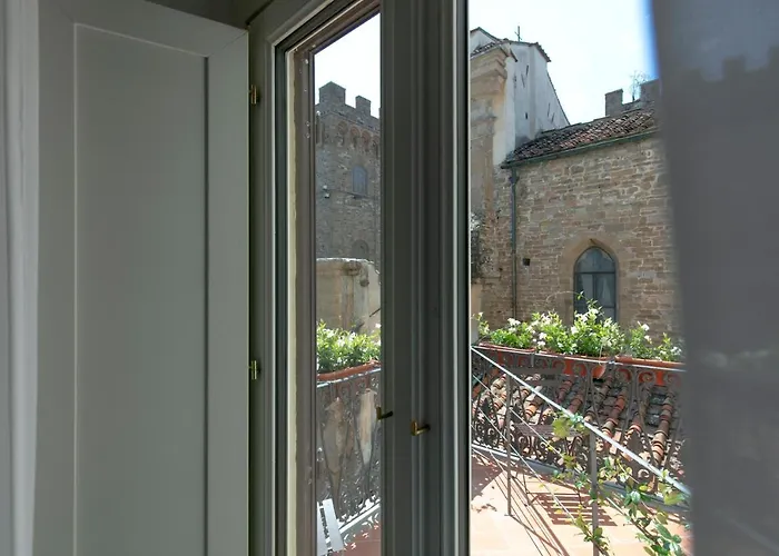 Konukevi Tornabuoni Place Floransa