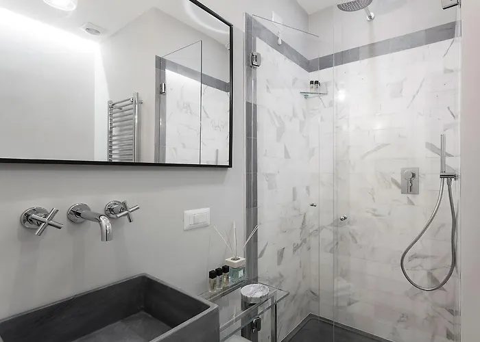 Tornabuoni Place 4* Floransa