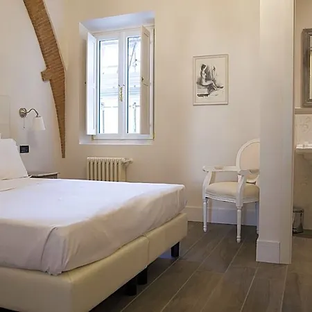 Guest house Tornabuoni Place 4*