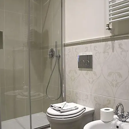 Tornabuoni Place 4*