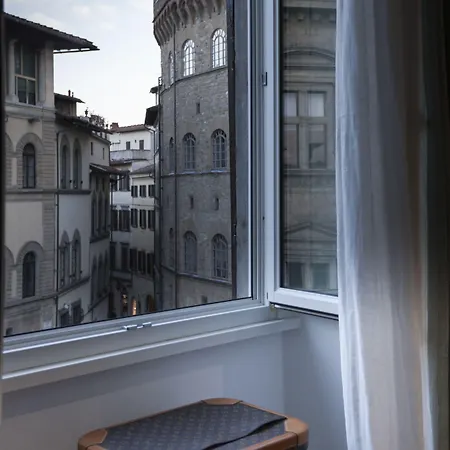 Gasthuis Tornabuoni Place 4*