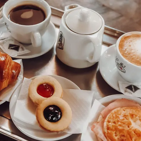 Gasthuis Tornabuoni Place 4*