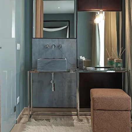 Tornabuoni Place 4* Florence