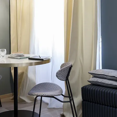 Gasthuis Tornabuoni Place 4*